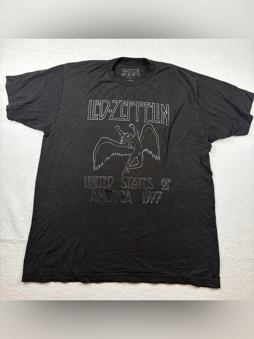 Led-Zeppelin Black Graphic Band T-Shirt - Classic Rock Tee